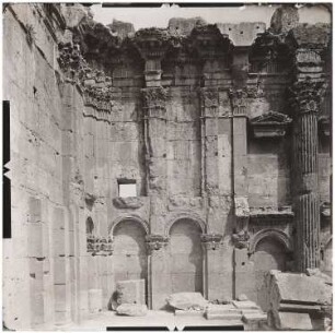 Tempel, Baalbek: Innenraum