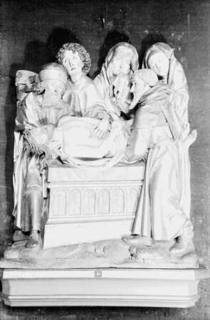 Sigmaringen: Relief, Grablegung, Kloster Petershausen
