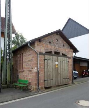 Ehemaliges Spritzenhaus; Lollar, Altenbergstraße 1