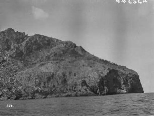 Küste mit Bucht : Blick auf eine Küste mit Bucht auf Mallorca