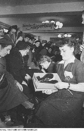 Handelsorganisation (HO) - Konsumgenossenschaft, Kaufhaus, Februar 1954