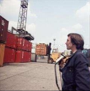 Einsatz des UKW-Sprechfunks U-700 im Containerbahnhof Frankfurter Allee