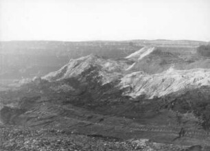 Braunkohlentagebau Hirschfelde (Kopalnia Turoszów), östlich der Lausitzer Neiße; seit 1945 Polen. Rutschung am Niederbusch