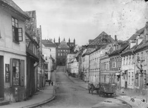 Rostock, Molkenstraße : Rostock. Blick über die Molkenstraße zum Rathaus