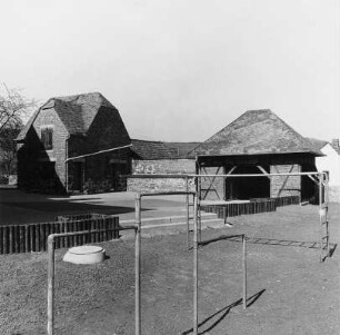 Ehem. Volksschule; Dornburg, Hauptstraße (Dorndorf) 64