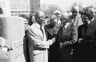 Freiburg: Fahnenbergplatz; Oberbürgermeister Keidel, 1. Vors. Herbert Andreseck