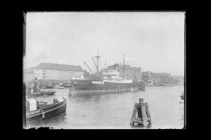 Danzig (1925), Frachtschiff, Mathies Reederei AG, Hamburg, Bau-Nr. 129
