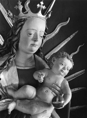 Madonna : Madonna (um 1520). Bruststück. Aigen im Ennstal, Sankt Johannes Baptist und Johannes Evangelist