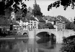 Laufenburg: Rheinbrücke vom Schweizer Ufer mit Stadt