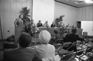 Forumsveranstaltung der Bürgeraktion zur Erhaltung des Naherholungsgebiets Albgau in der Karlsruher Stadthalle