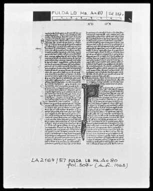 Biblia Latina — Initiale P, Folio 307verso