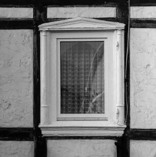Wehretal, Enge Gasse 10