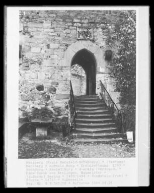 Burg Herzberg — Oberburg — Pforte