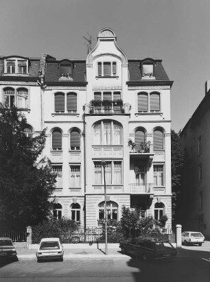 Frankfurt, Freiherr-vom-Stein-Straße 18