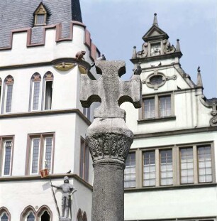 Trier. Marktkreuz am Hauptmarkt