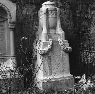 Darmstadt, Alter Darmstädter Friedhof III Mauer 162