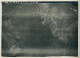 Foto eigener und feindlicher Stellungen südlich von Bouchavesnes (Luftbild)