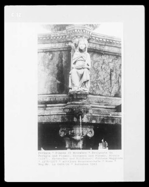 Fontana Maggiore — Roma