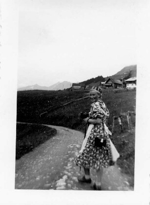 Albumseite : Fotoalbum der Familie Theodor Blumer