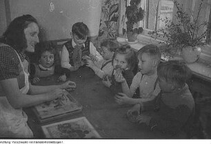 Kinderwochenheim der Handelsorganisation (HO), April 1951