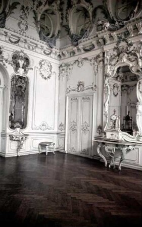Neues Schloss — Italienischer Bau — Gartensaal