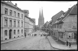Quedlinburg. Pölkenstraße mit Nikolaikirche