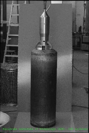 Mechanischer Greifer für Behälter in der Hauptabteilung Ingenieurtechnik (HIT)