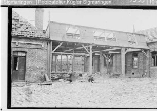Zerstörte Lagerhalle