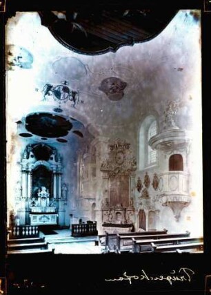 Kirche; Inneres gegen den Chor
