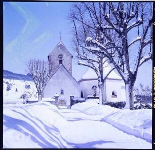 Saig: Kirche im Schnee