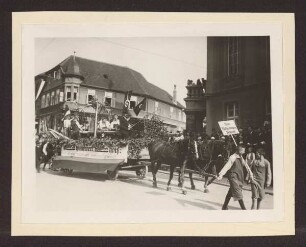 Festzug / Deutsche Woche des Lipperlandes. Detmold. Lange Straße. Papierabzug