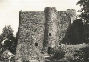 Frauenstein : Burgruine Frauenstein, Westfront des "Dicken Märten"