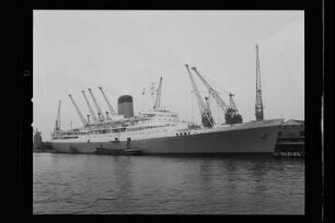 Pendennis Castle (1958), Union Castle Line, London
