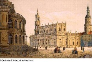 Katholische Hofkirche in Dresden, von der Semperoper aus gesehen