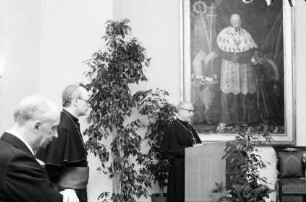 Freiburg: Münster, 50 Jahre Priesterjubiläum Weihbischof Karl Gnädinger