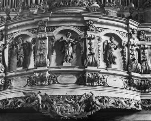 Orgelbrüstung mit musizierenden Engeln