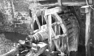 Wittichenau. Schowtschickmühle, Wasserrad