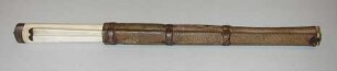 Messer mit Essstäbchen im Etui