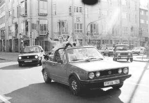 Freiburg im Breisgau: Autokorso von SC Freiburg-Fans