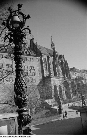 Ansicht des Schlosses mit der Schlosskirche