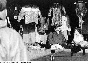 Havelberg. Großer Markt. Stand mit Textlien