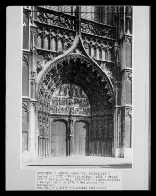 Unsere-Liebe-Frau-Kathedrale — Portal