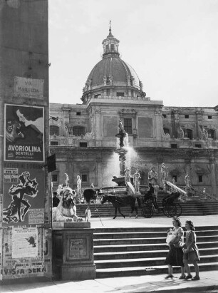 Sizilien, Palermo. An der Piazza Pretoria