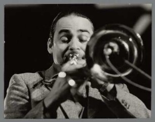 Steve Turre : Portrait des Posaunisten Steve Turre beim 26. Jazz Jamboree Warschau 1984