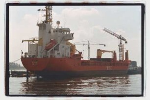 Ditzum ex Coringle Bay (1991), Frachtschiff, Briese & Buss Schiffahrts GmbH & Co. KG, Leer, Bau-Nr. 191