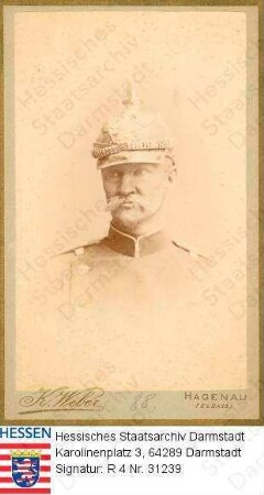 Carrière, Justus, Prof. Dr. phil. (1854-1893) / Porträt in Uniform mit Pickelhaube bei Manöver, Brustbild