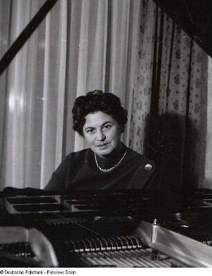 Portraitserie Elisabeth Grümmer