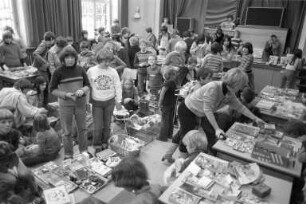 Flohmarkt für Kinder im Jugendheim Durlach im Weiherhof
