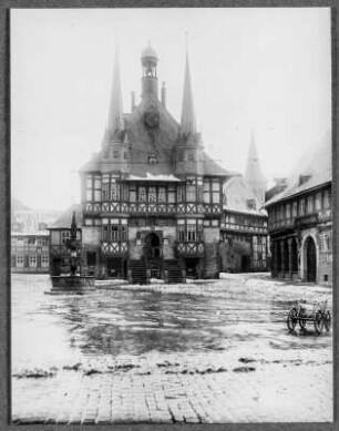 Wernigerode, Rathaus und Marktbrunnen