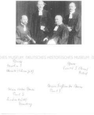 Gruppenfoto (Repro) mit vier Pfarrern aus der Familie Gürtler, u.a. dem Vater von Agnes, Paul Gürtler - Personenkonvolut
